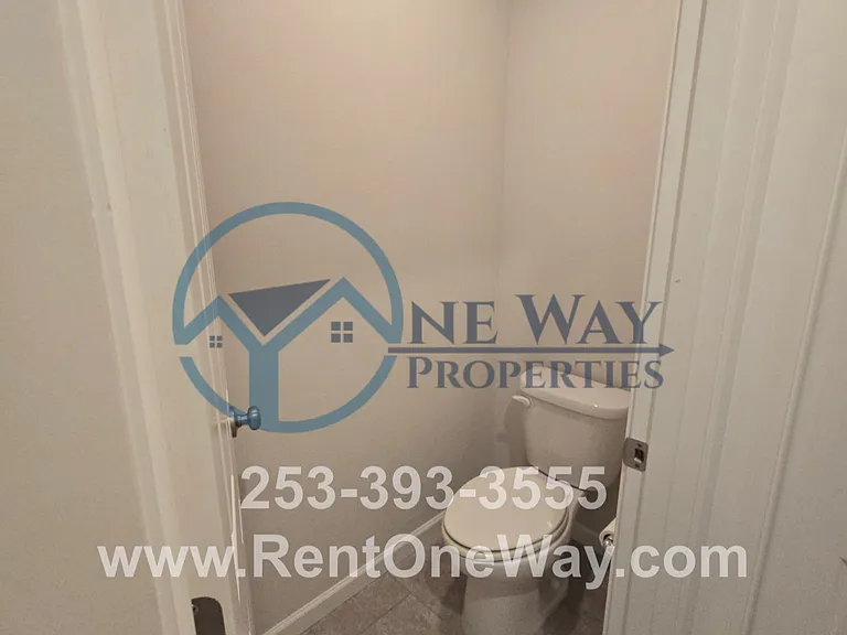 10518 191st Street Ct E — Photo 18