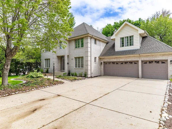 8407 Beech Ave, Munster, IN 46321