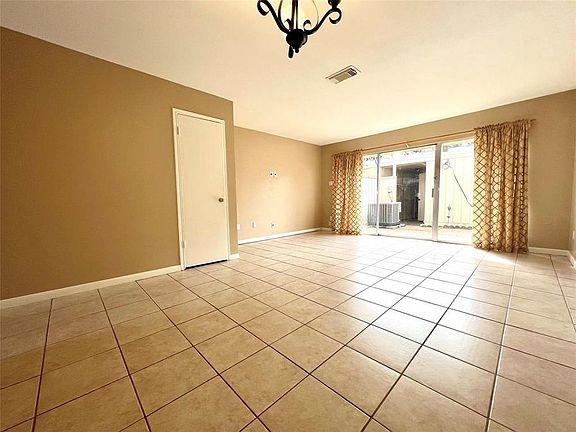 3rd image of 2316 Winrock Blvd #169