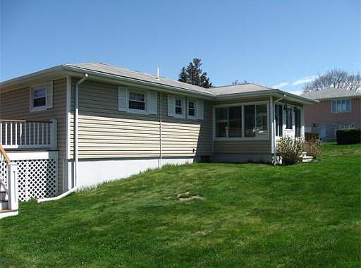 4th image of 245 Robert Gray Ave