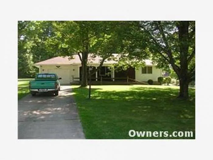 4539 Grover Dr photo 1