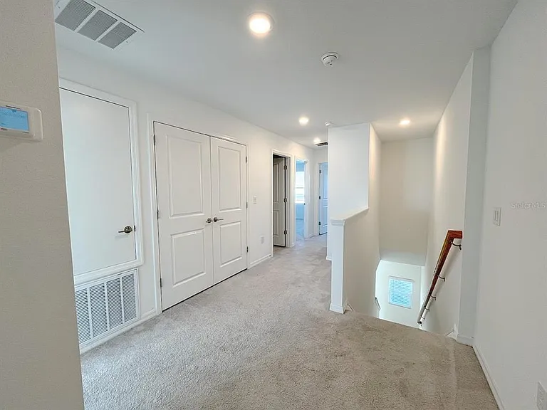 11832 Glenside Ter — Photo 32