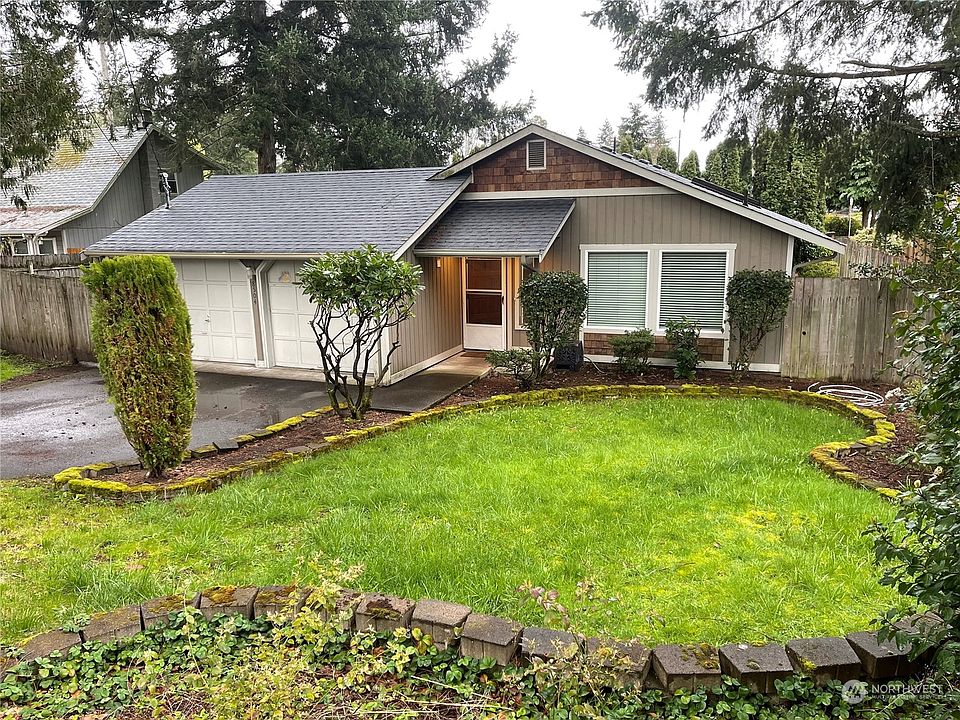 Cute 3-bedroom, 1.75 bath rambler.>