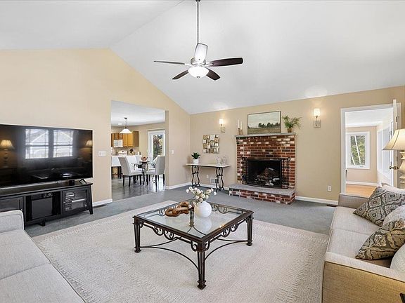 5th image of 33 Londonderry Road