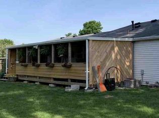 4909 E Woodlawn Ave, Muncie, IN 47303