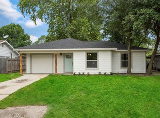 61 Trenwood Ln, Houston, TX 77022