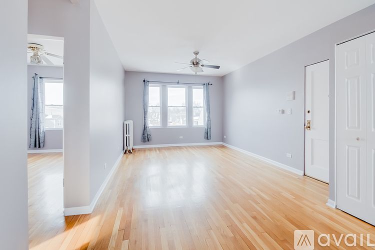1st image of 3805 W Cullom Ave #2