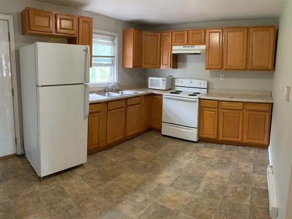 110-116 S Chestnut #112, Dakota, IL 61018