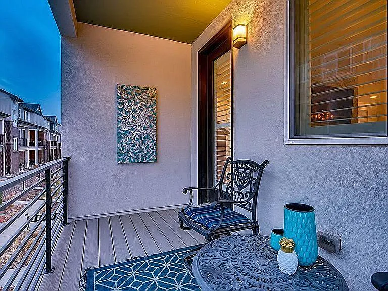 662 E Hinsdale Ave — Photo 13