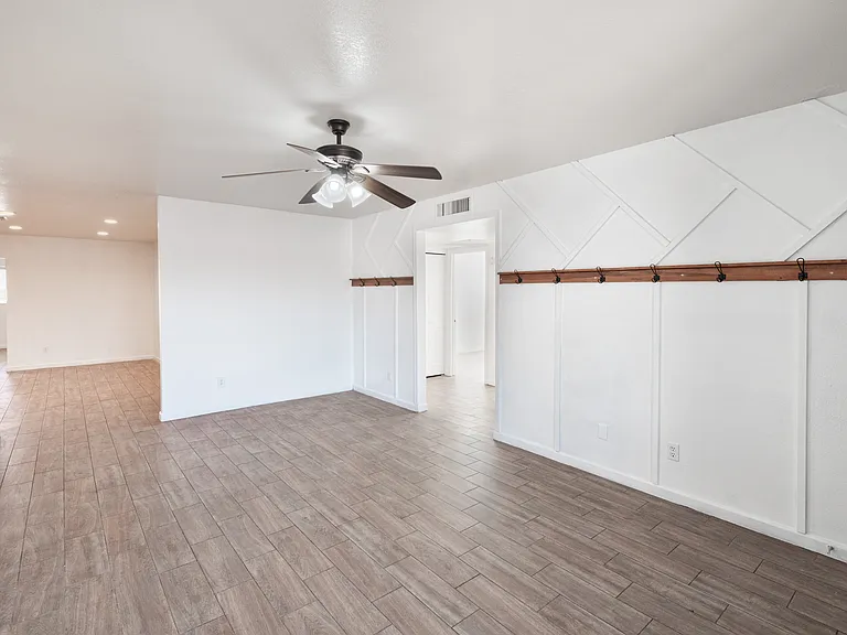 4625 E Park St — Photo 5