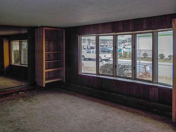 5th image of 80 Maryland Ave