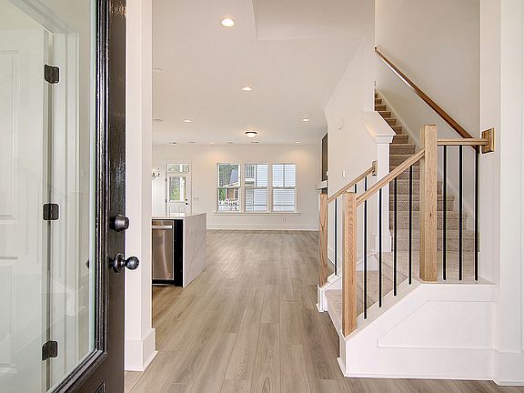 Midtown at Nexton - Newington Interior Image 3