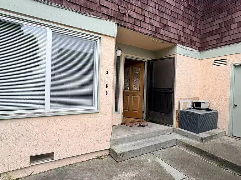 3160 Birmingham Dr — Photo 18