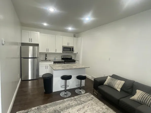 113 South St #1R, Philadelphia, PA 19147
