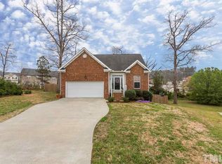802 Willowedge Ct, Knightdale, NC 27545