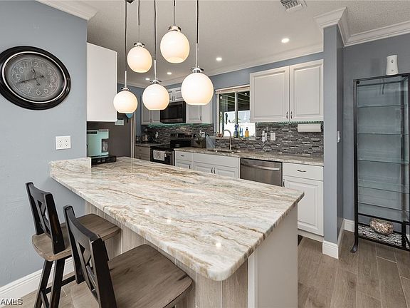 4th image of 1301 Ellendale Cir