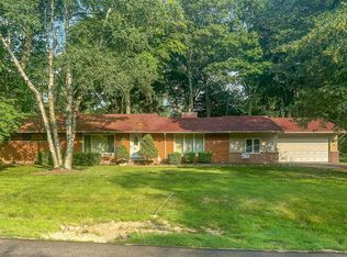 28400 Hawberry Rd, Farmington Hills, MI 48331