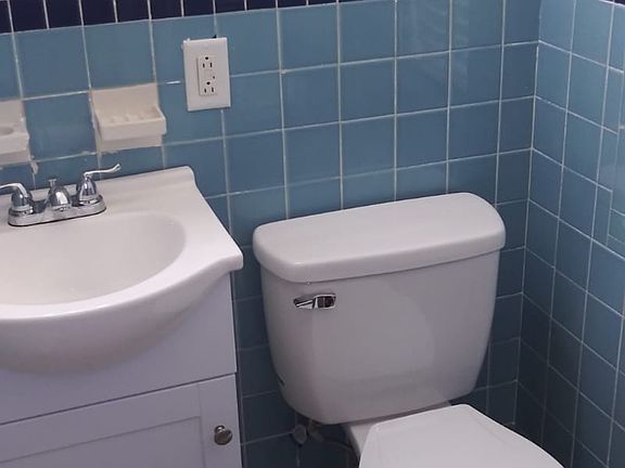 5th image of 1455 Michigan Ave APT 8