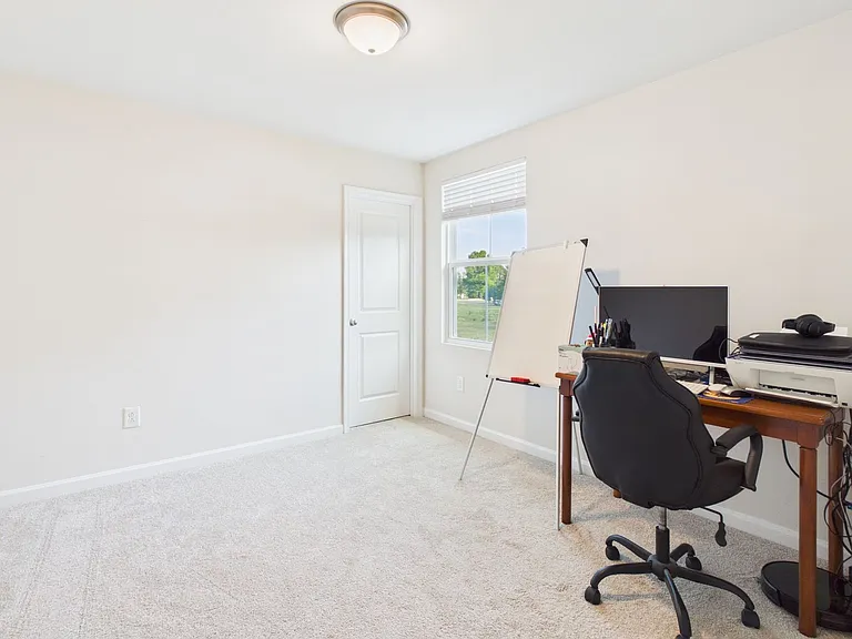 2945 Travis Ln — Photo 21