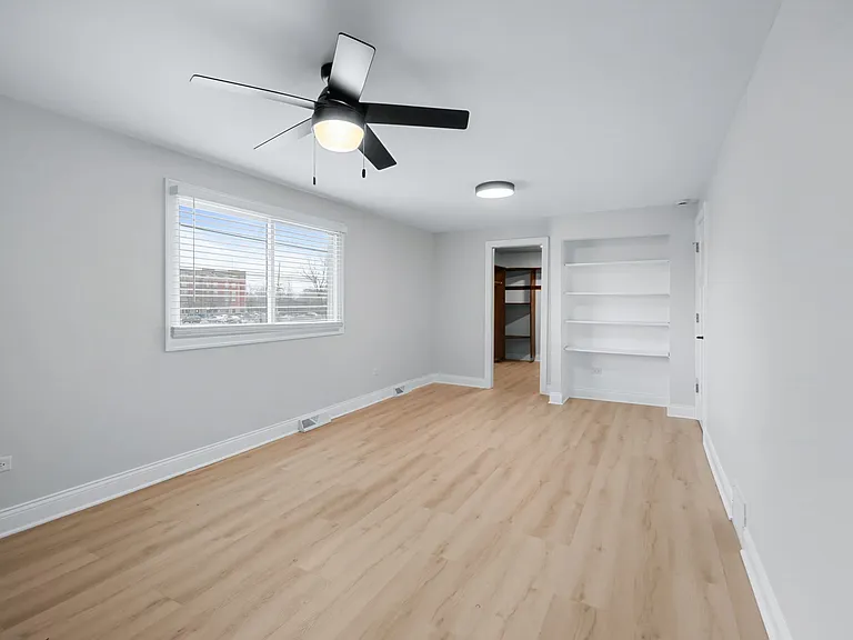 13527 S Mackinaw Ave — Photo 11