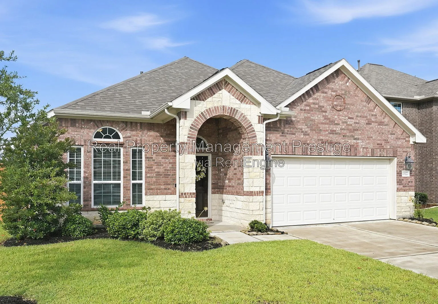 4 bed, 2.0 bath, 2051 sqft, $2,750 — Photo 1