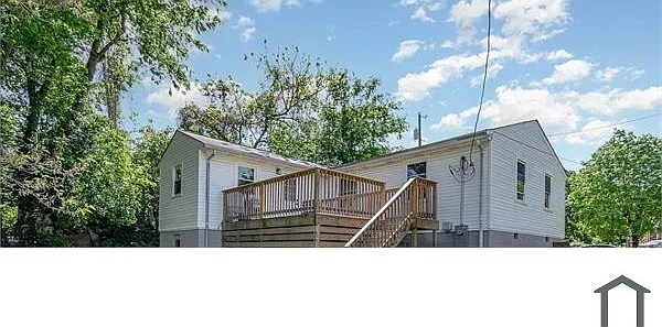 4 bed, $2,350 — Photo 2
