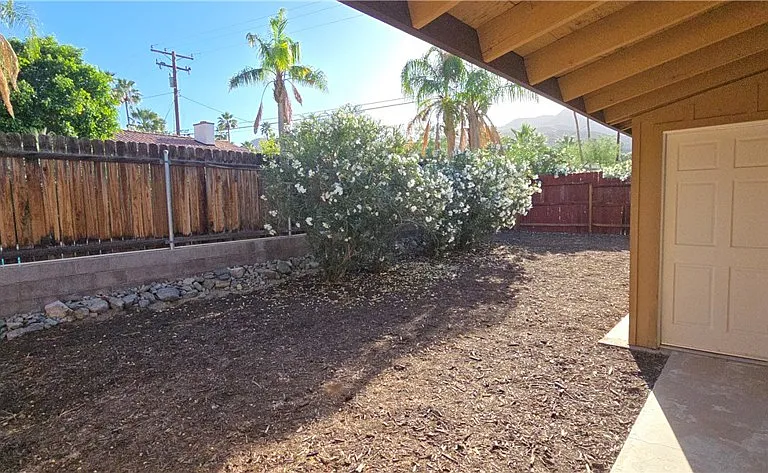 68277 Grandview Ave — Photo 35