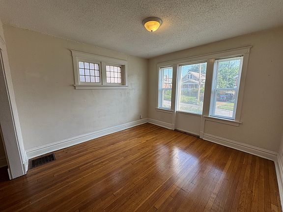 2nd image of 7423 Lyndover Pl #1
