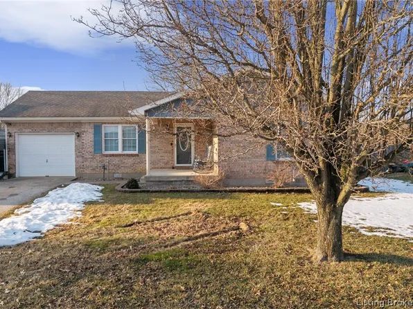 106 Broadmoor Avenue, Charlestown, IN 47111