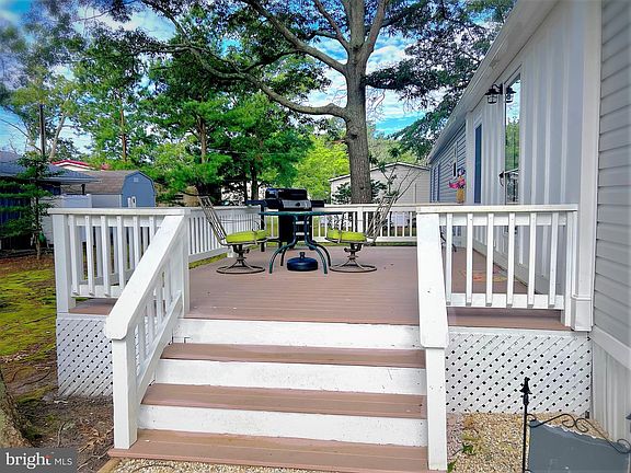 4th image of 25902 Persimmon St #38351