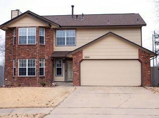 2500 S Oak Pl, Broken Arrow, OK 74012