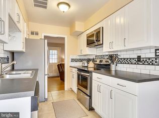 7011 Woodside Dr, Lanham, MD 20706