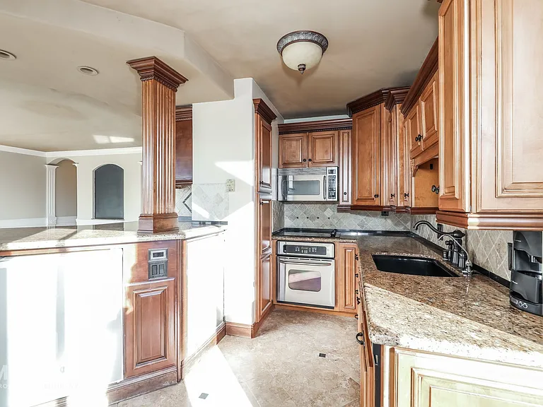 280 Island Ave #902 — Photo 5