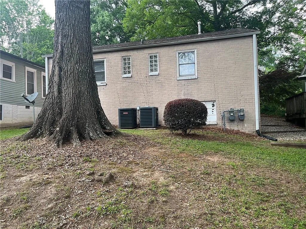 1 bed, 1.0 bath, $1,495 — Photo 3