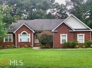 145 Old Perry Rd, Bonaire, GA 31005