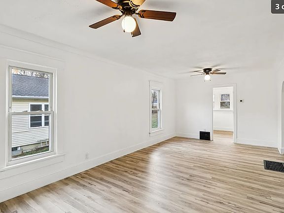 3rd image of 1916 Jefferson Ave
