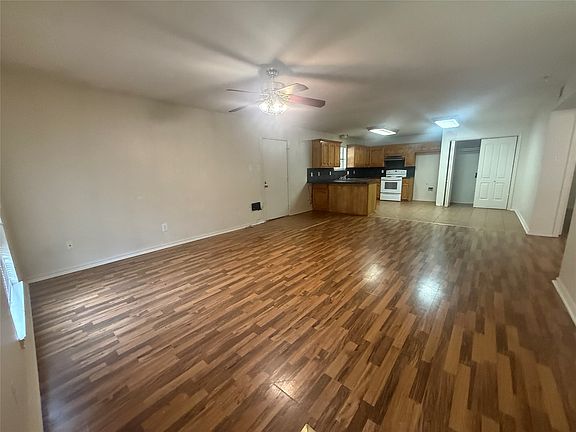 5th image of 600 & 602 Cedar St