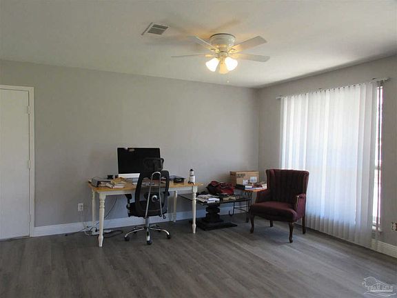 4th image of 3754 Southland Blvd