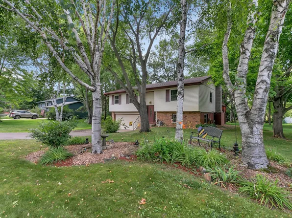 309 High Dr, Sartell, MN 56377