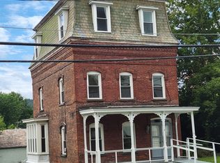 93 Main St, Hoosick Falls, NY 12090