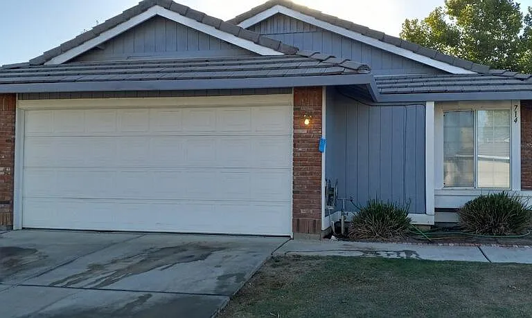 714 Cedar Flat Way — Photo 1