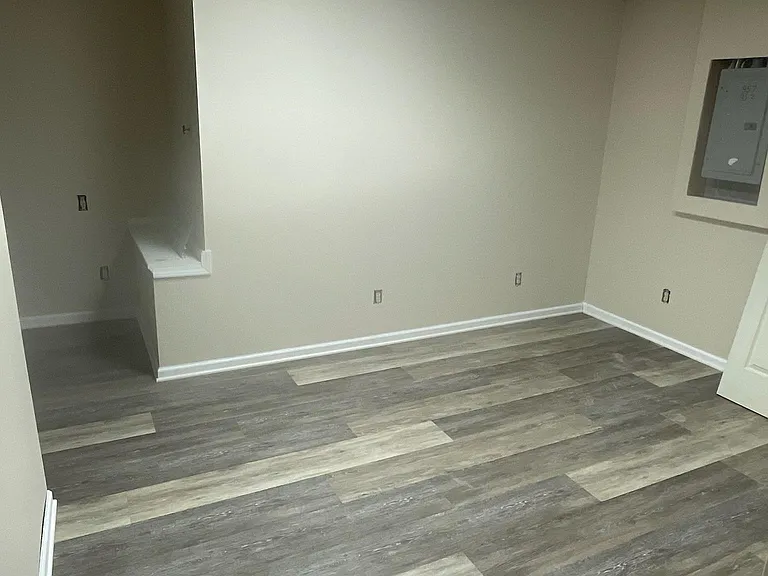 957 Westland Dr — Photo 10
