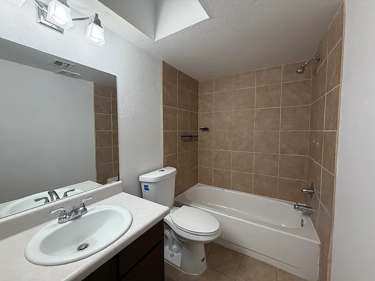 2759 W Anklam Rd #C — Photo 13