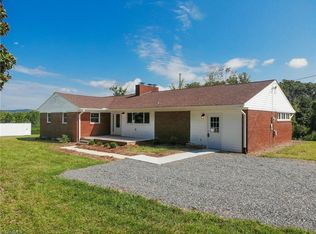 474 Surry Gadsberry Rd, Pilot Mtn, NC 27041