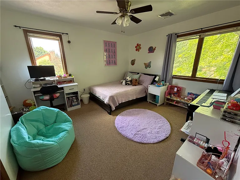 1 Alessandro Dr — Photo 11