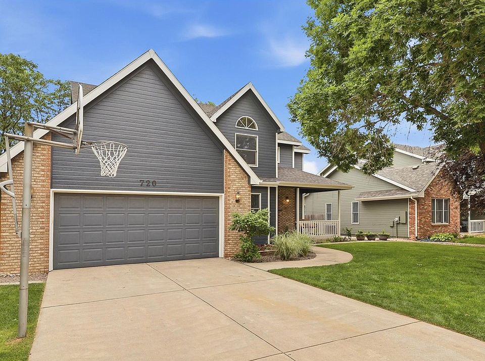 1st image of 720 51st Ave