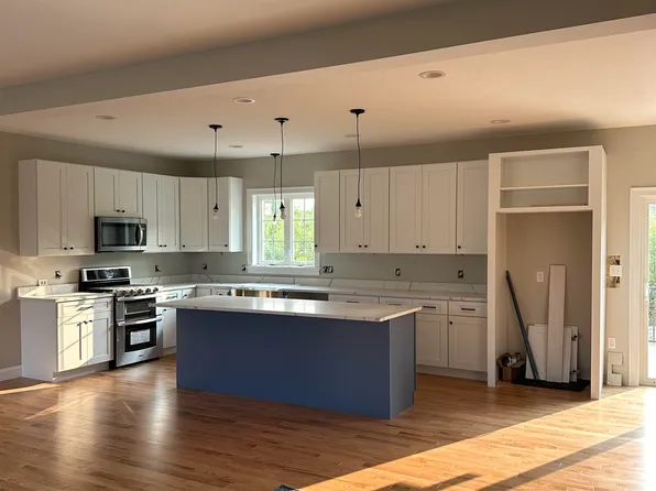 16 Byam Road, New Boston, NH 03070