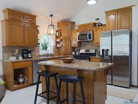 4th image of 136 Wilmington Cir