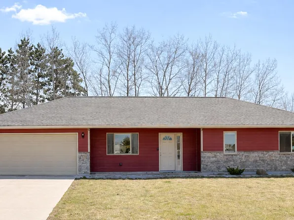 301 13th St NE, Milaca, MN 56353
