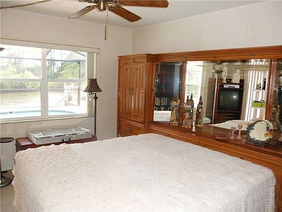 4th image of 3915 Doral Dr